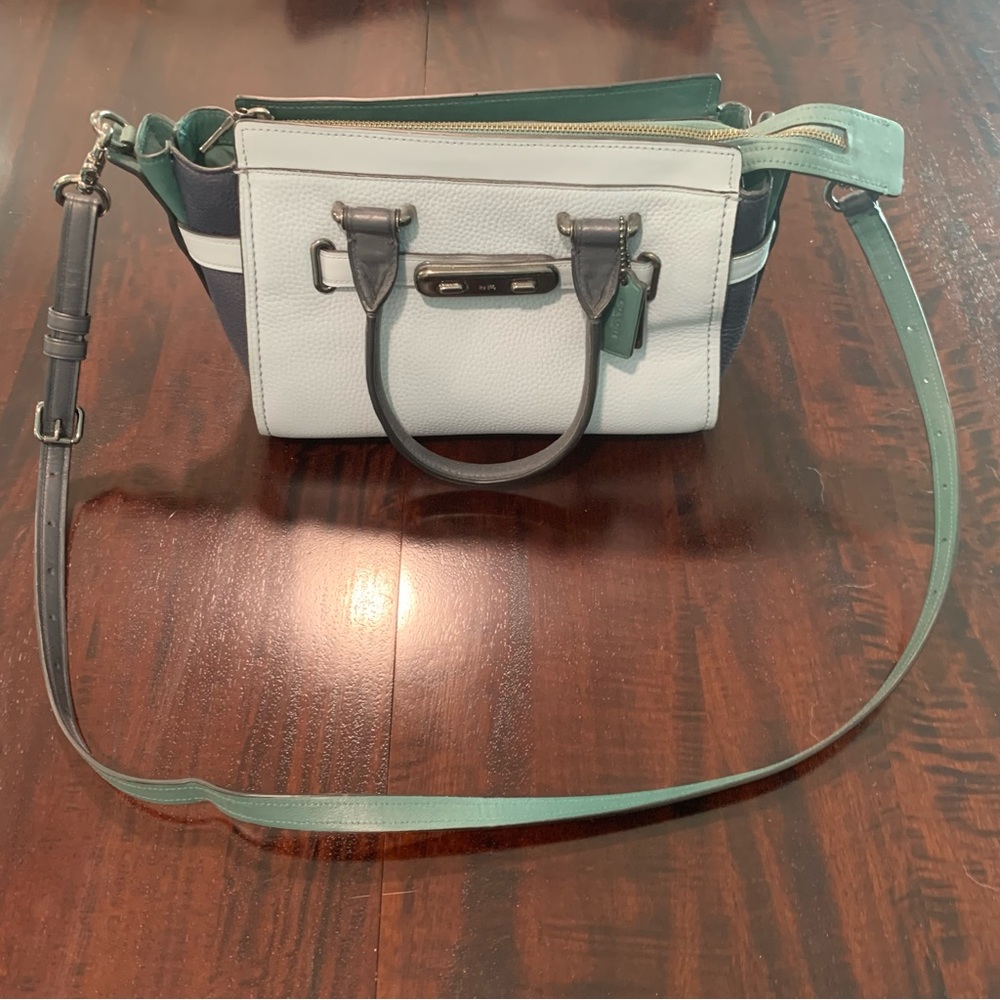 Excellent Condition Blue Coach Handbag